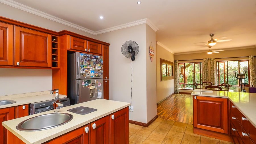 4 Bedroom Property for Sale in The Coves North West